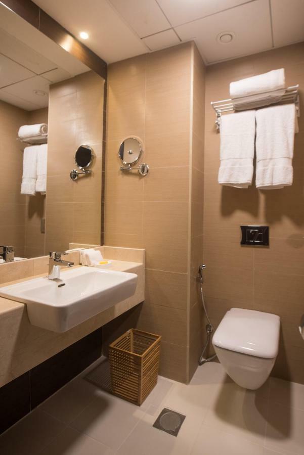 Fantastay - Luxury Studio Sparkle Tower Dubai Marina מראה חיצוני תמונה